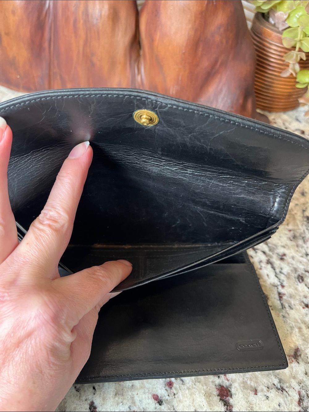 90’s Vintage Coach Black Leather Envelope Wallet - Picture 9 of 10